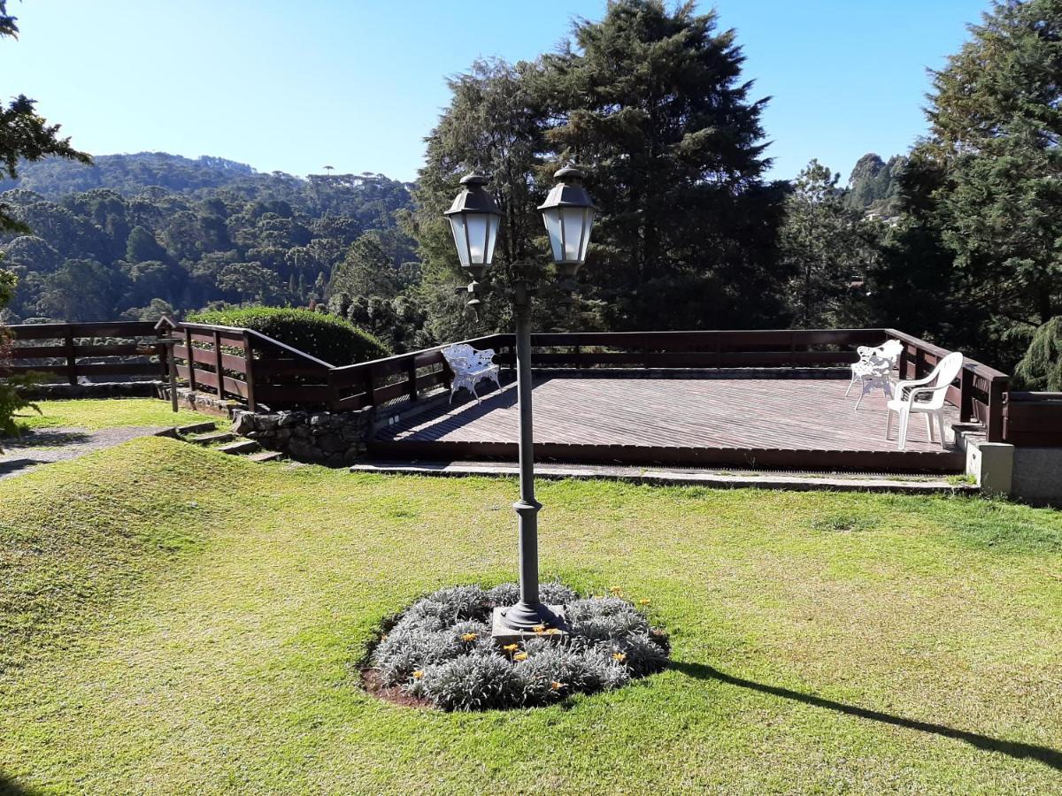 Casa Alto Padrao Em Condominio Fechado Com Muito Lazer * Campos do Jordão